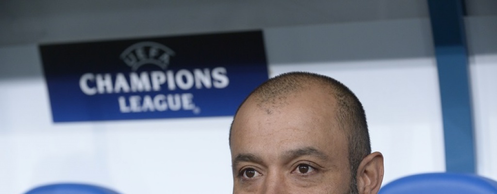 Valencia oficializ la salida del entrenador portugus Nuno