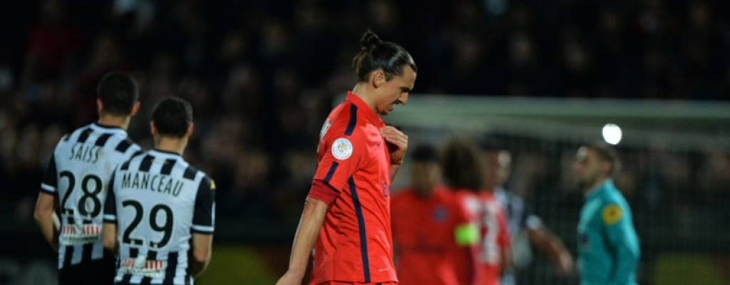Francia: Modesto Angers le arrebat un punto al poderoso PSG