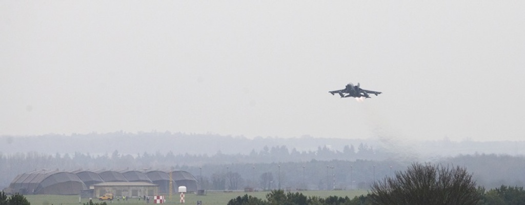 Primeros bombardeos britnicos en Siria tras aval del Parlamento