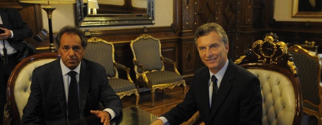 Dilogo y cambio de estilo; Macri recibe a todos sus competidores 