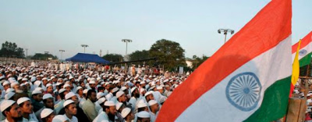 Termina ataque de presuntos islamistas contra una base area india cerca de Pakistn
