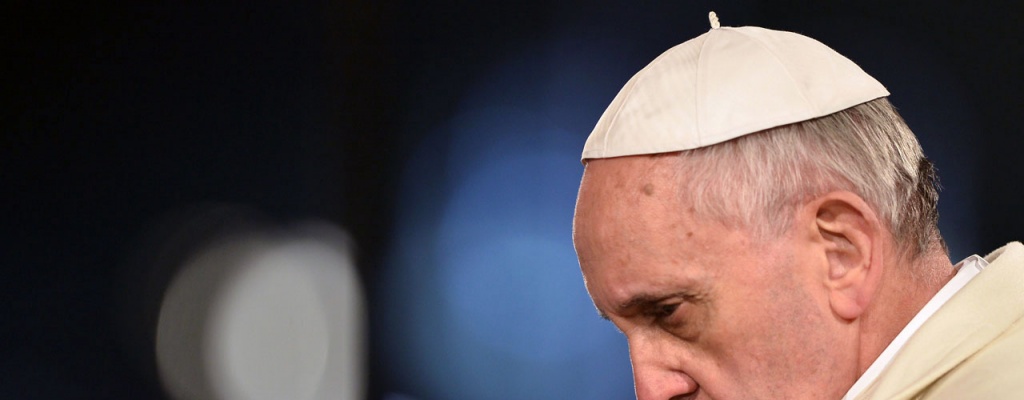 El papa se considera tan "pecador" como un preso