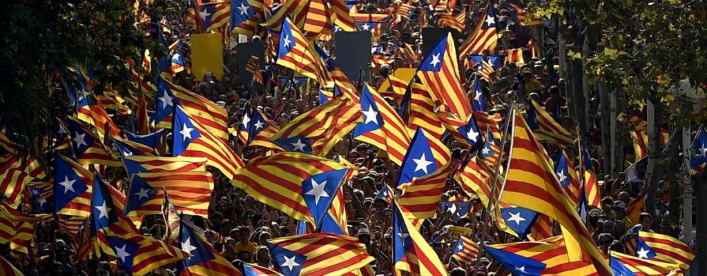 Los independentistas forman gobierno en Catalua, Madrid mira de reojo