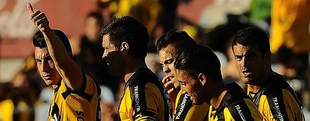 Pe�arol se qued� con el Cl�sico