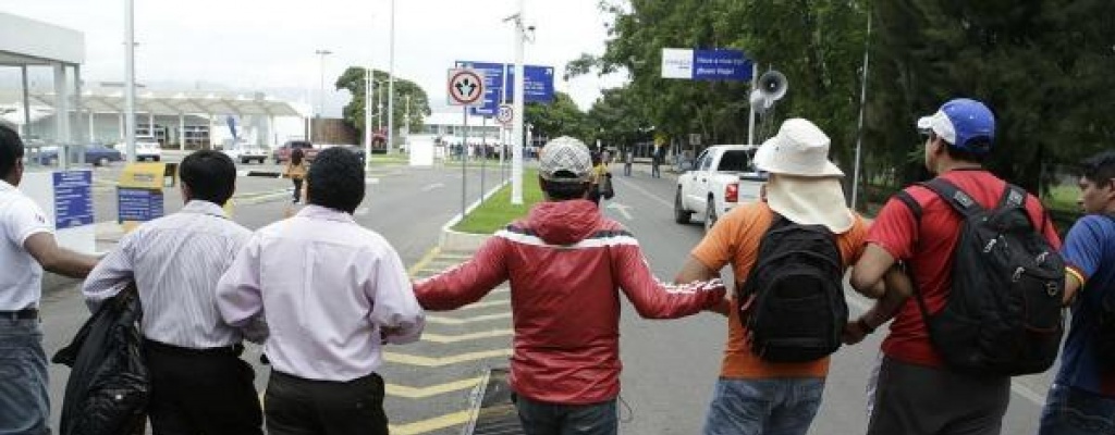 Localizan con vida a 4 de los 5 maestros secuestrados en M�xico