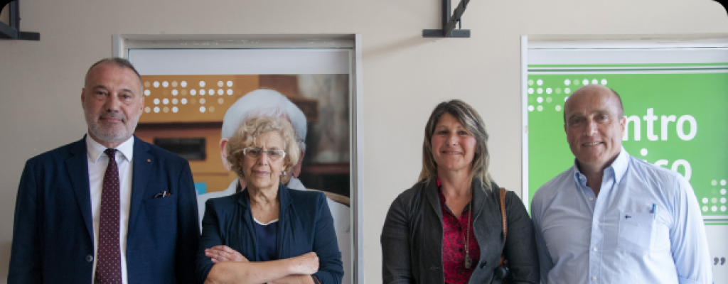 Mart�nez recibi� a la alcaldesa de Madrid