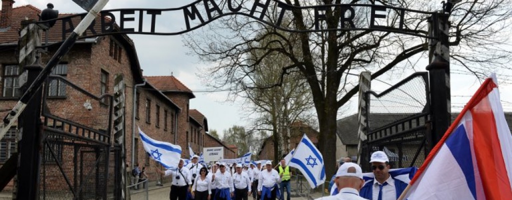 Israel publica una carta in�dita de importante nazi, capturado en Argentina, en la que pide clemencia