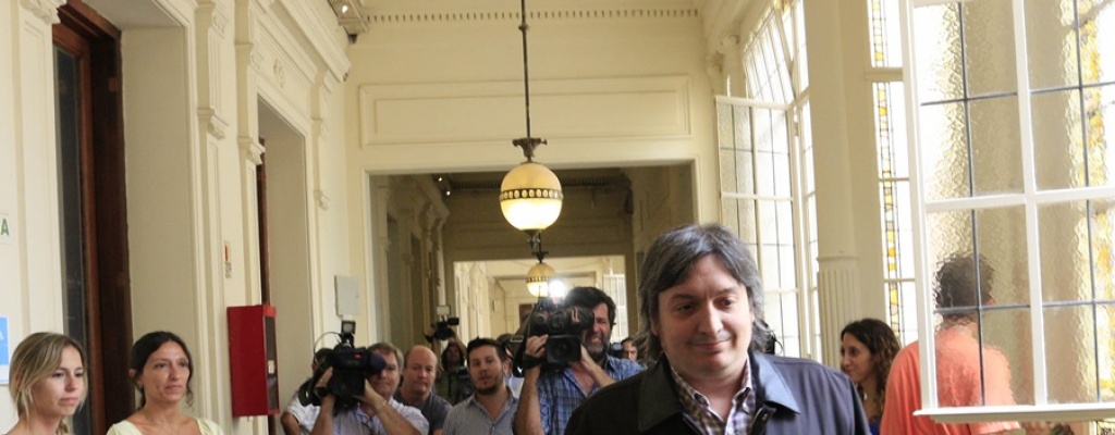 Argentina: Se quebr� el bloque del Kirchnerismo en Diputados  