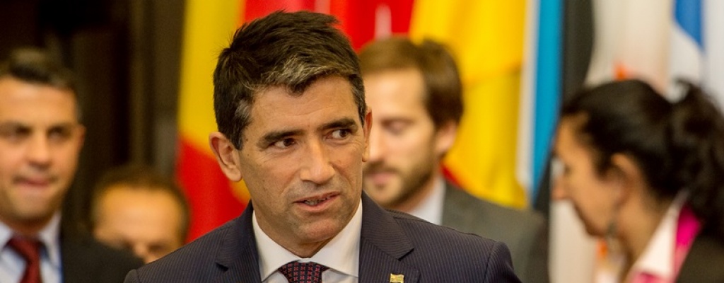 Sendic defiende a Coya pero acata decisi�n de V�zquez