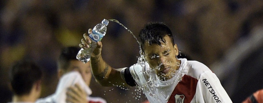 River y Boca forzados a olvidar tristes noches en f�tbol argentino