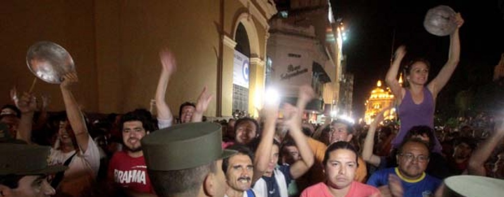 Argentina tiene nuevo protocolo para manifestaciones: Si en 5 minutos no se van, los sacan con la polic�a