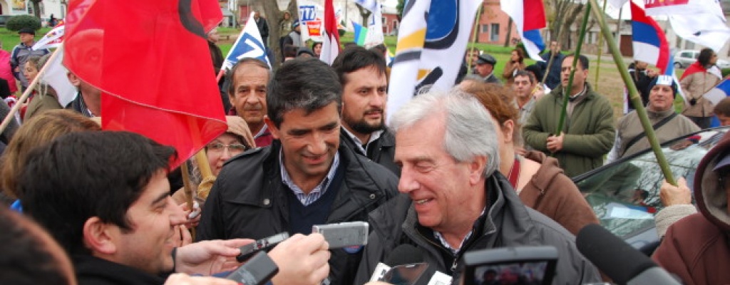 Sendic augur� mejor relaci�n con Argentina, ratific� continuidad de pol�tica econ�mica y DD.HH, defendi� la megaminer�a, opin� sobre la marihuana y la oposici�n