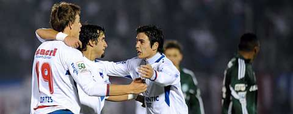 Nacional venci 2-1 al Palmeiras y asume liderato del Grupo 2