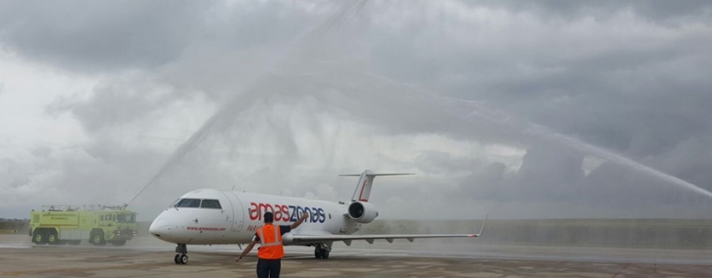 Lleg vuelo inaugural de Amaszonas 