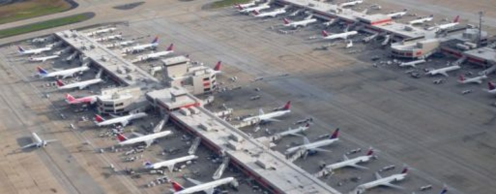 EEUU: evacuan el aeropuerto de Atlanta por paquete sospechoso