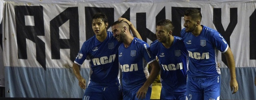 Racing derrot 4-2 a Deportivo Cali y sigue al frente del Grupo 3