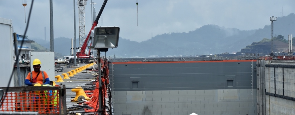 Canal de Panam proyecta nuevas restricciones de calado por sequa Panam | comercio | sequa | transporte