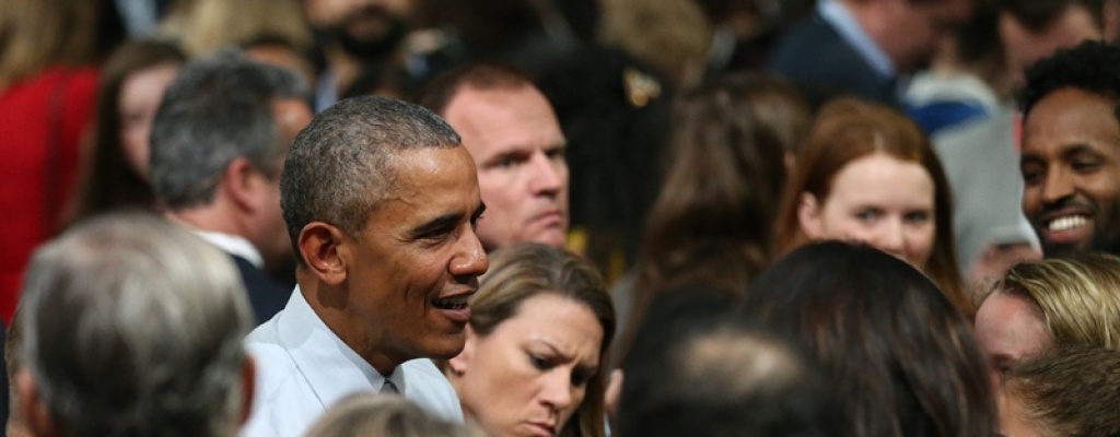 Obama visita el teatro Globe de Londres en homenaje a Shakespeare