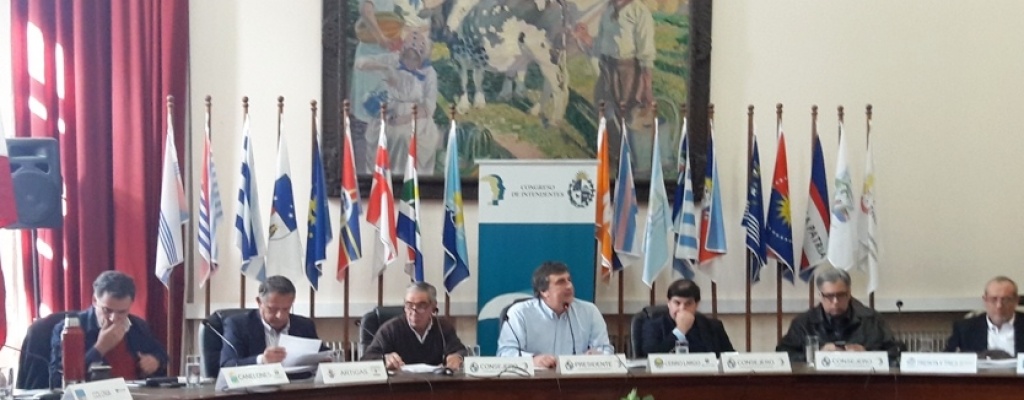 El Congreso de Intendentes pide explicaciones al Gobierno por los mecanismos de definicin de partidas 