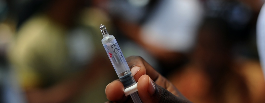 Prueban en humanos vacunas contra el virus de la fiebre Chikungunya