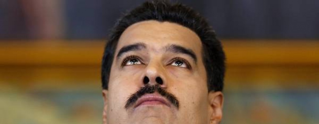 Arranca revisi�n de firmas por referendo revocatorio contra Maduro