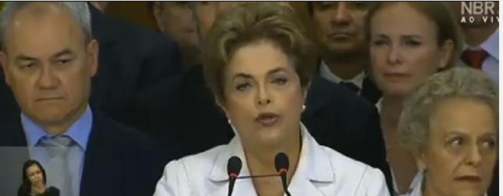 Dilma Rousseff llama a brasile�os a "movilizarse" contra el "golpe"