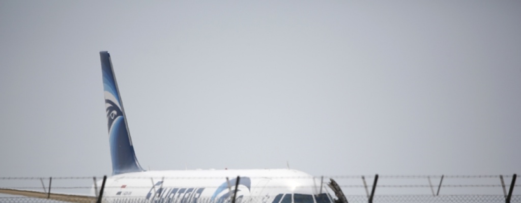Avi�n de Egyptair cay� cerca de isla griega de K�rpatos, en espacio a�reo egipcio