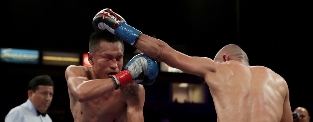 El mexicano Vargas conserva su t�tulo de s�perpluma del CMB