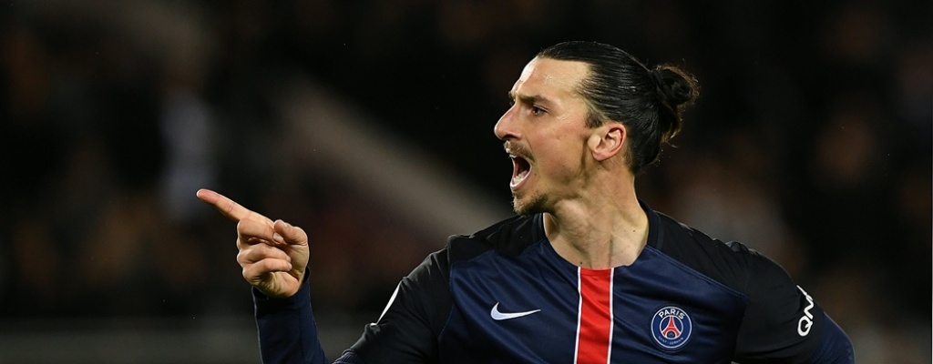 Ibrahimovic mantiene el suspenso sobre su futuro