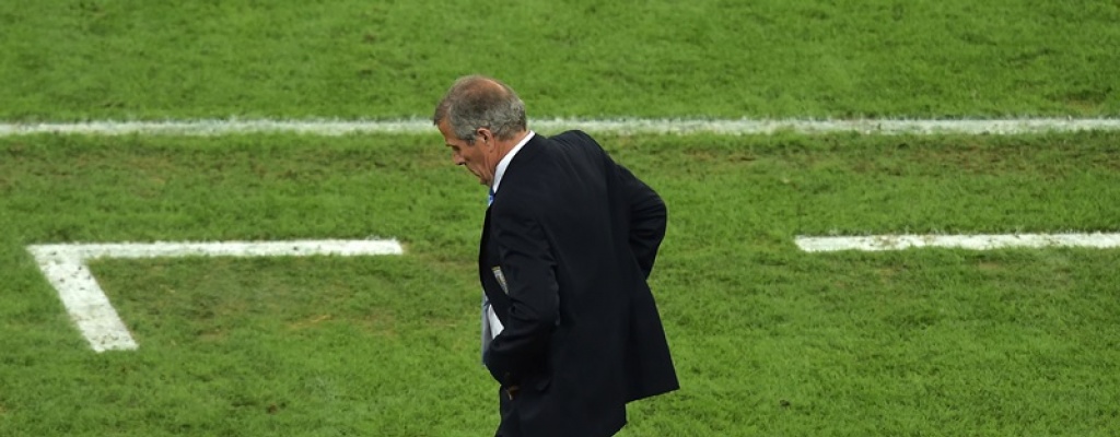 El "maestro" medita: �Su�rez para que Uruguay vuelva a ser Uruguay?