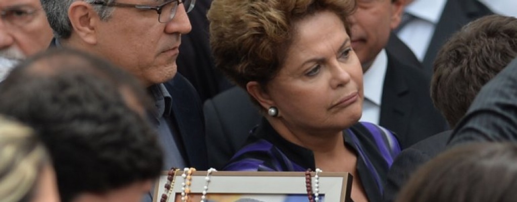 Rousseff abucheada en el sepelio del candidato socialista