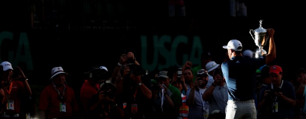 Johnson, en el podio mundial tras ganar el Abierto de Estados Unidos