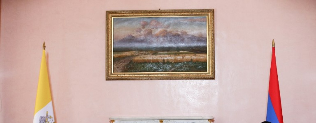 El papa denuncia el genocidio de armenios durante Imperio Otomano