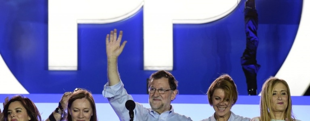 Socialistas espa�oles rechazan apoyar al conservador Rajoy para formar gobierno