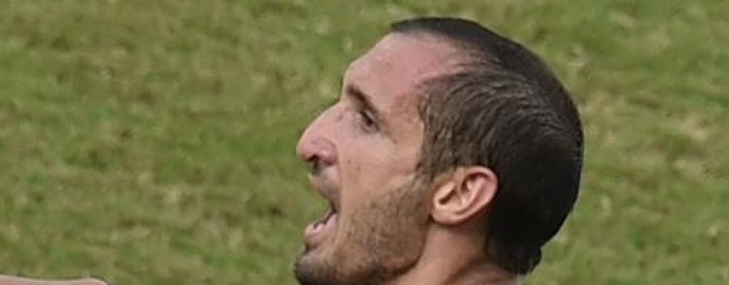 Chiellini, un defensa de la vieja escuela que muerde fuerte