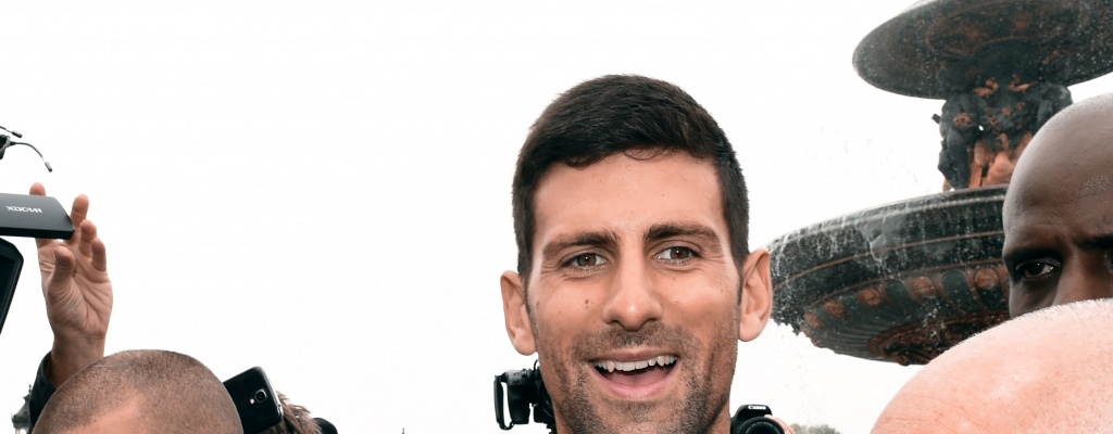 Djokovic dice adi�s al Grand Slam con su temprana derrota en Wimbledon