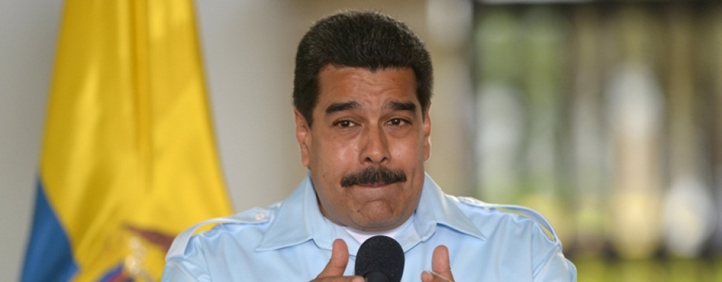 Ministros venezolanos ponen cargos a disposici�n