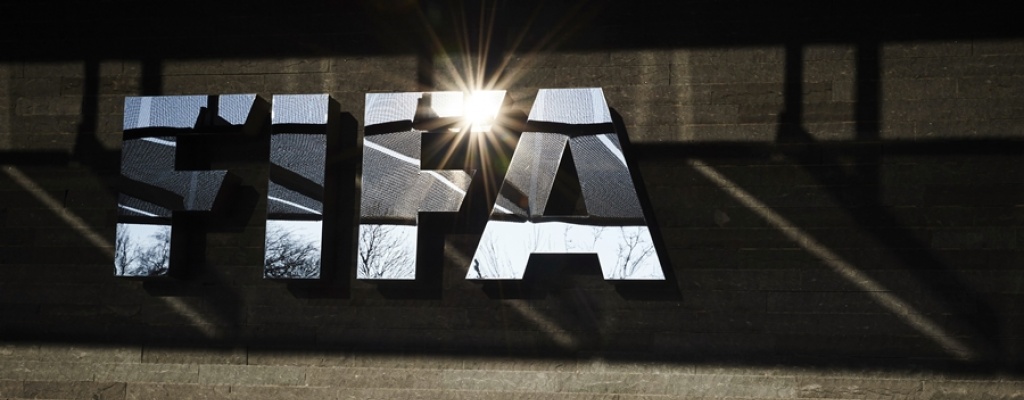 La c�mara de apelaci�n de la FIFA reduce las sanciones a Valcke y Chung Mong-joon