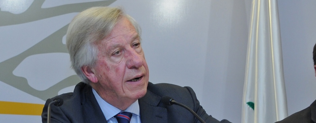 Destituyen a jerarca de Econom�a por prost�bulo clandestino en su apartamento 