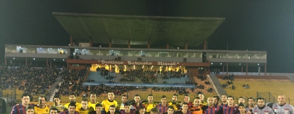 Pe�arol gan� los primeros amistosos de pretemporada