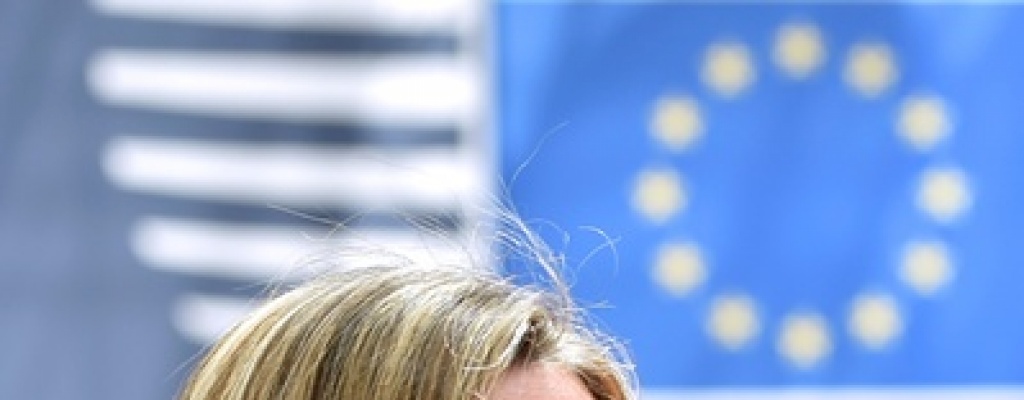 La UE llama a la "moderaci�n" y el "respeto" de las instituciones en Turqu�a