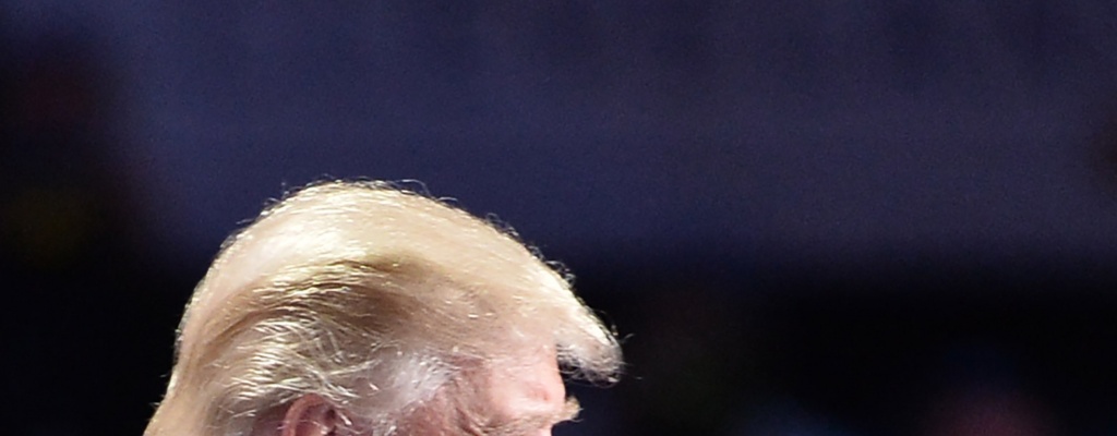 Un Trump triunfal promete a Estados Unidos orden y seguridad