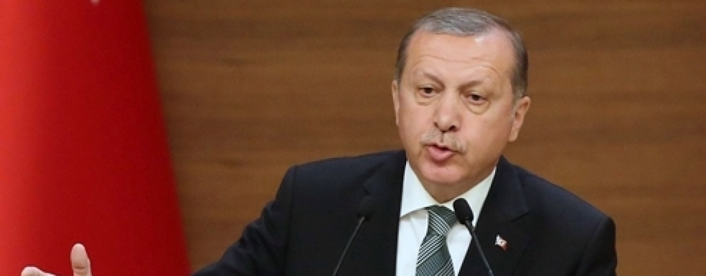 Turqu�a ignora cr�ticas europeas y prosigue su respuesta al golpe frustrado 