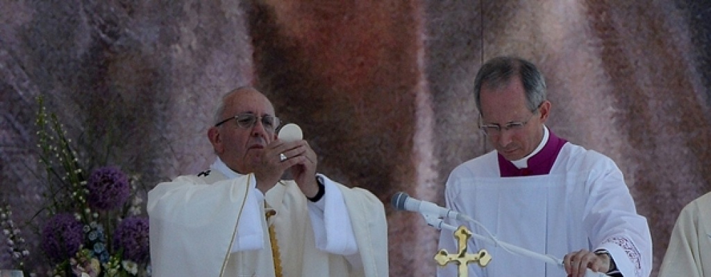 El papa exhorta a los j�venes a que el Evangelio sea el "navegador" de sus vidas