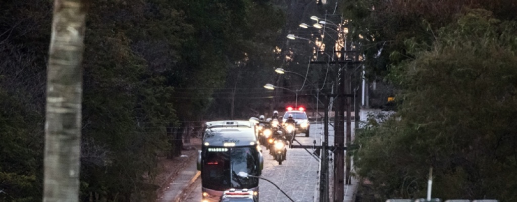 Bus de Rio-2016 para la prensa atacado; heridos leves