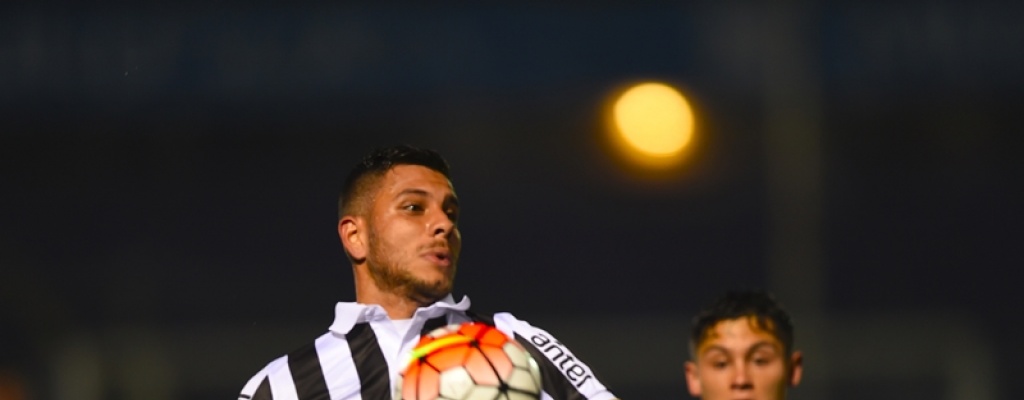 Wanderers empat� en el Franzini