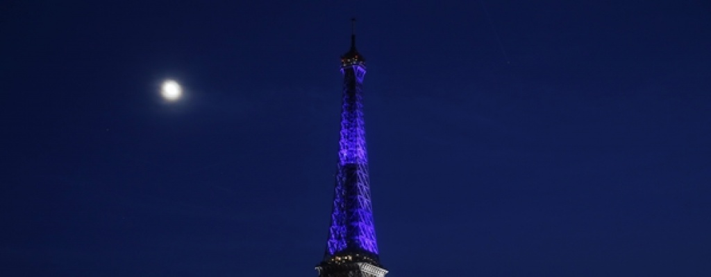 Baj� en 7% el n�mero de turistas extranjeros en Francia desde enero