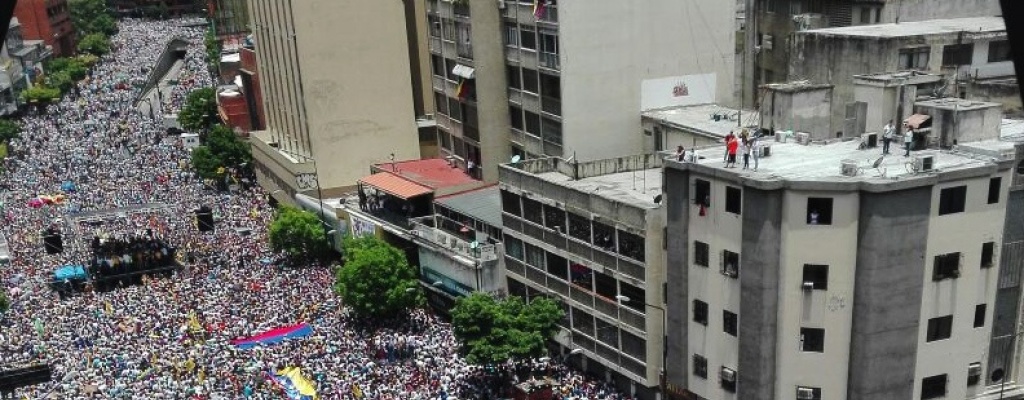 Oposici�n venezolana afirma que m�s de un mill�n marcharon contra Maduro 