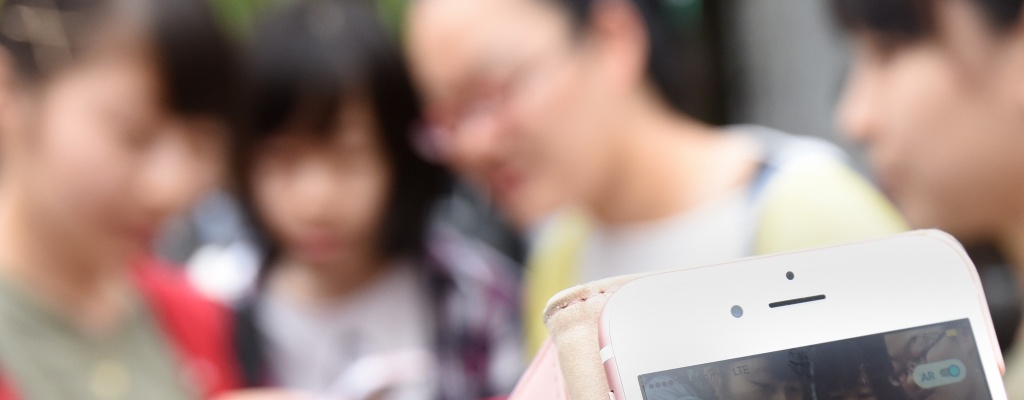 "La Pokeneta", un autob�s que recorre Montevideo cazando pokemones 