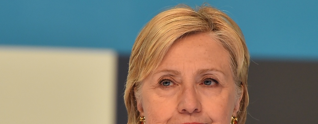 Neumon�a obliga a Clinton a cancelar actos en California